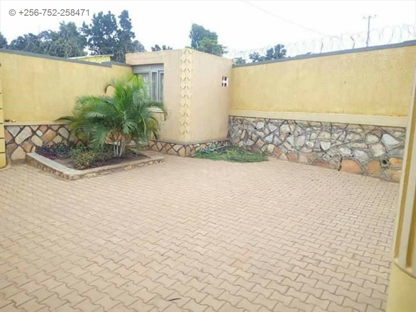 Bungalow for rent in Kira Wakiso