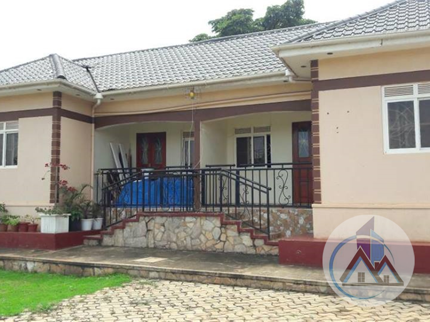 Semi Detached for rent in Kisaasi Kampala