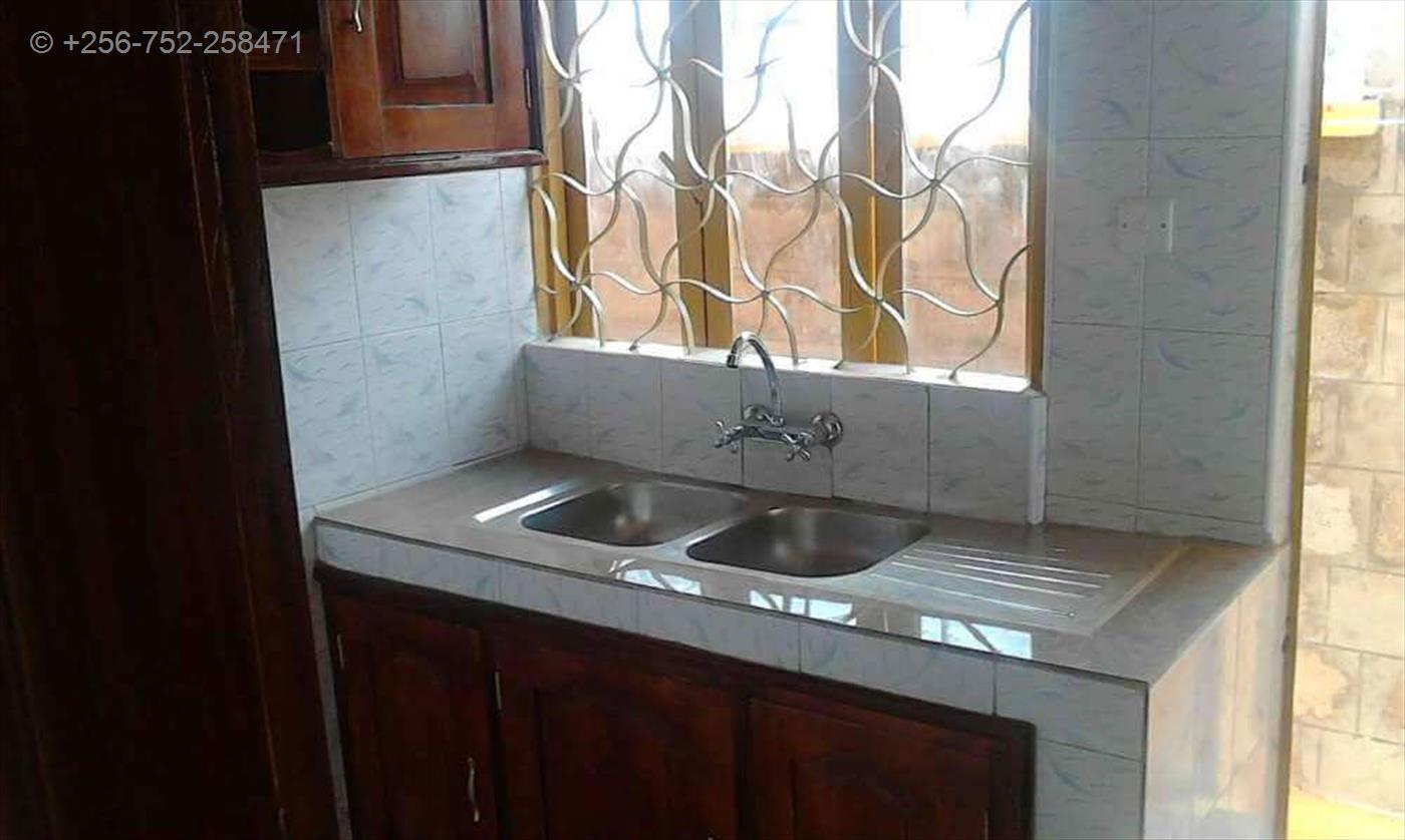 Semi Detached for rent in Najjera Wakiso