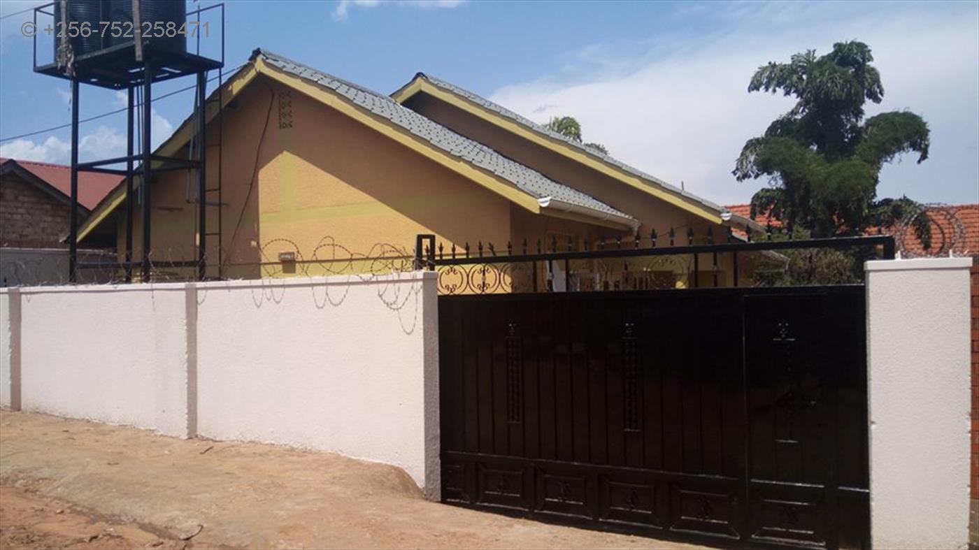 Semi Detached for sale in Muyenga Kampala