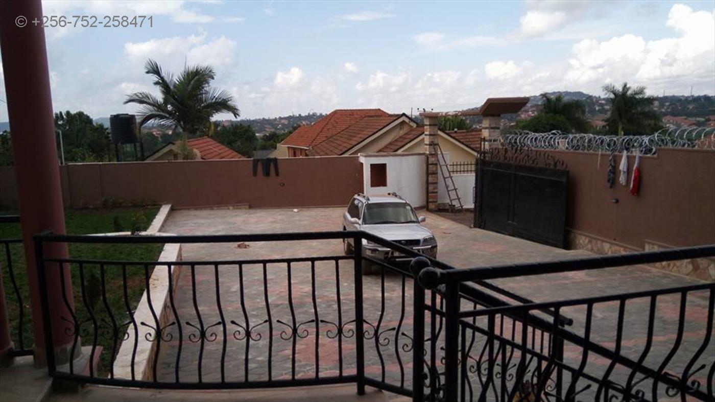 Mansion for sale in Muyenga Kampala