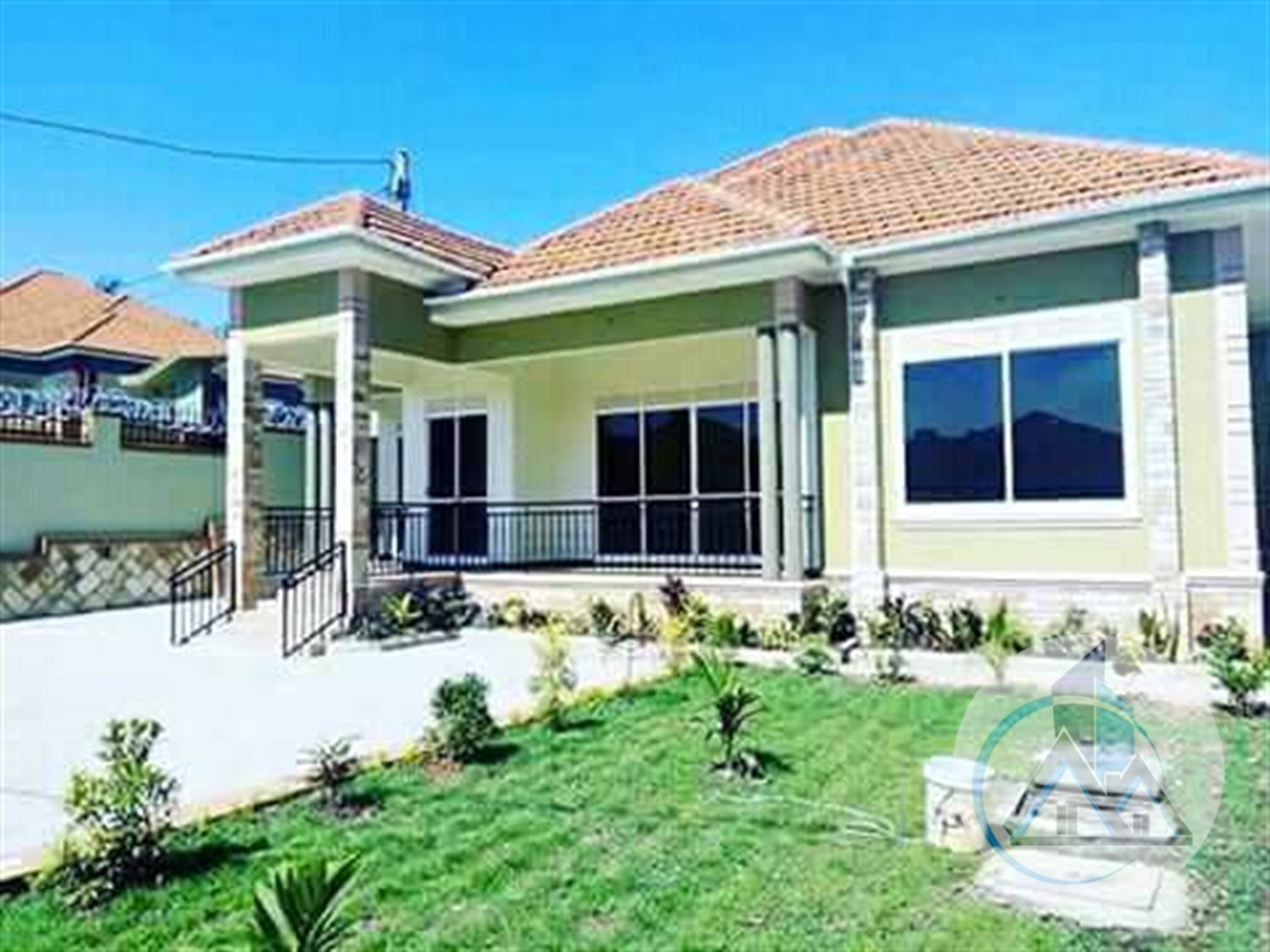 Mansion for sale in Kira Wakiso