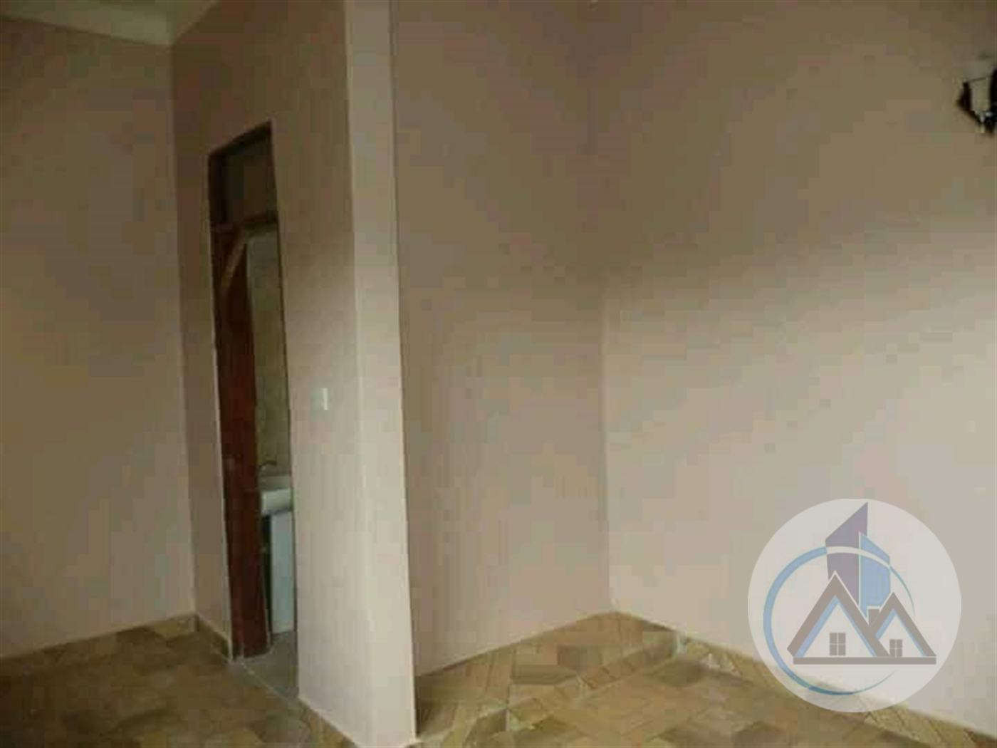 Semi Detached for rent in Kisaasi Kampala