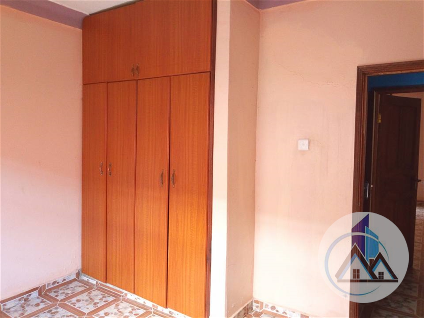 Semi Detached for rent in Bweyogerere Wakiso