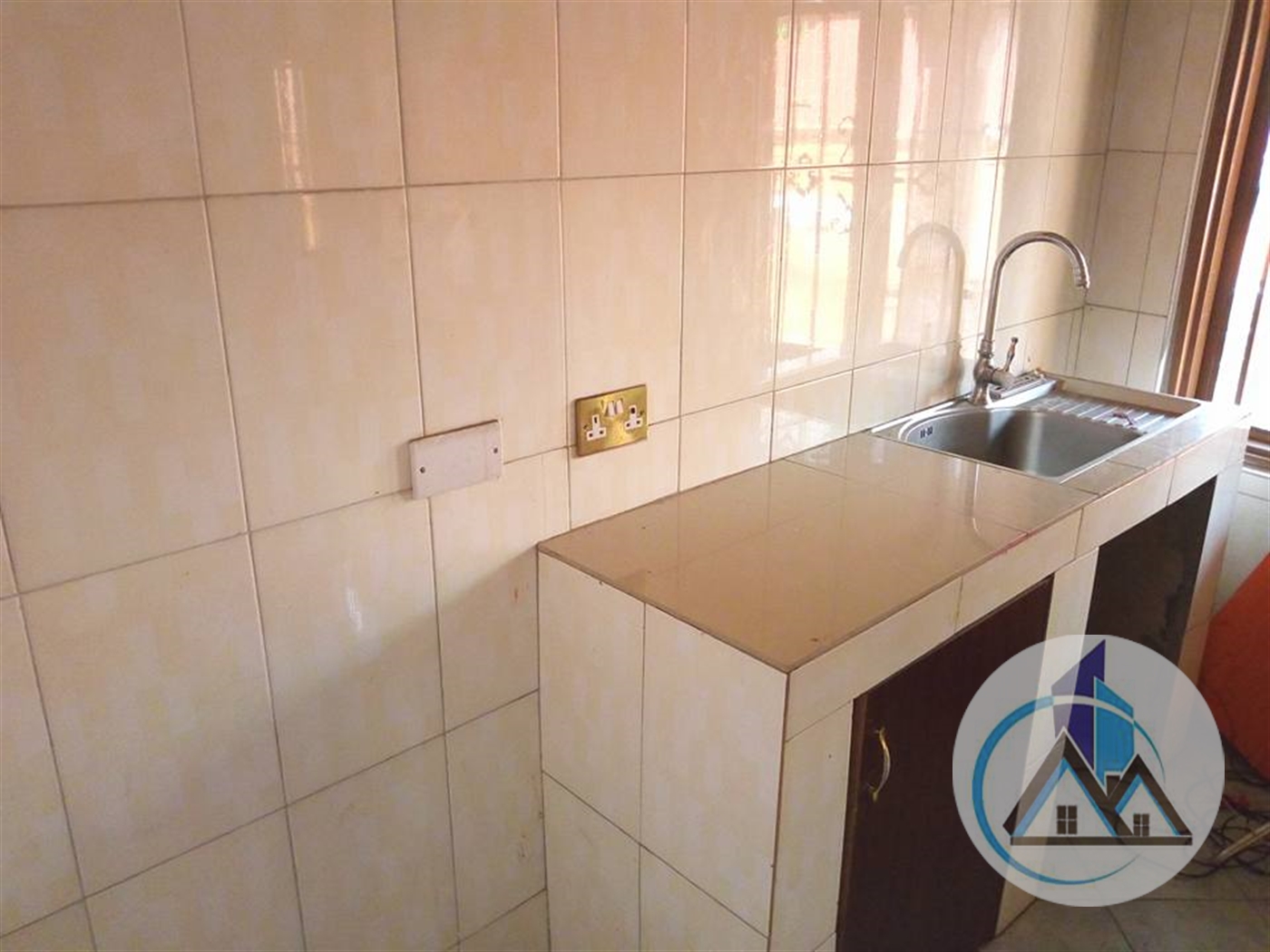 Semi Detached for rent in Bweyogerere Wakiso