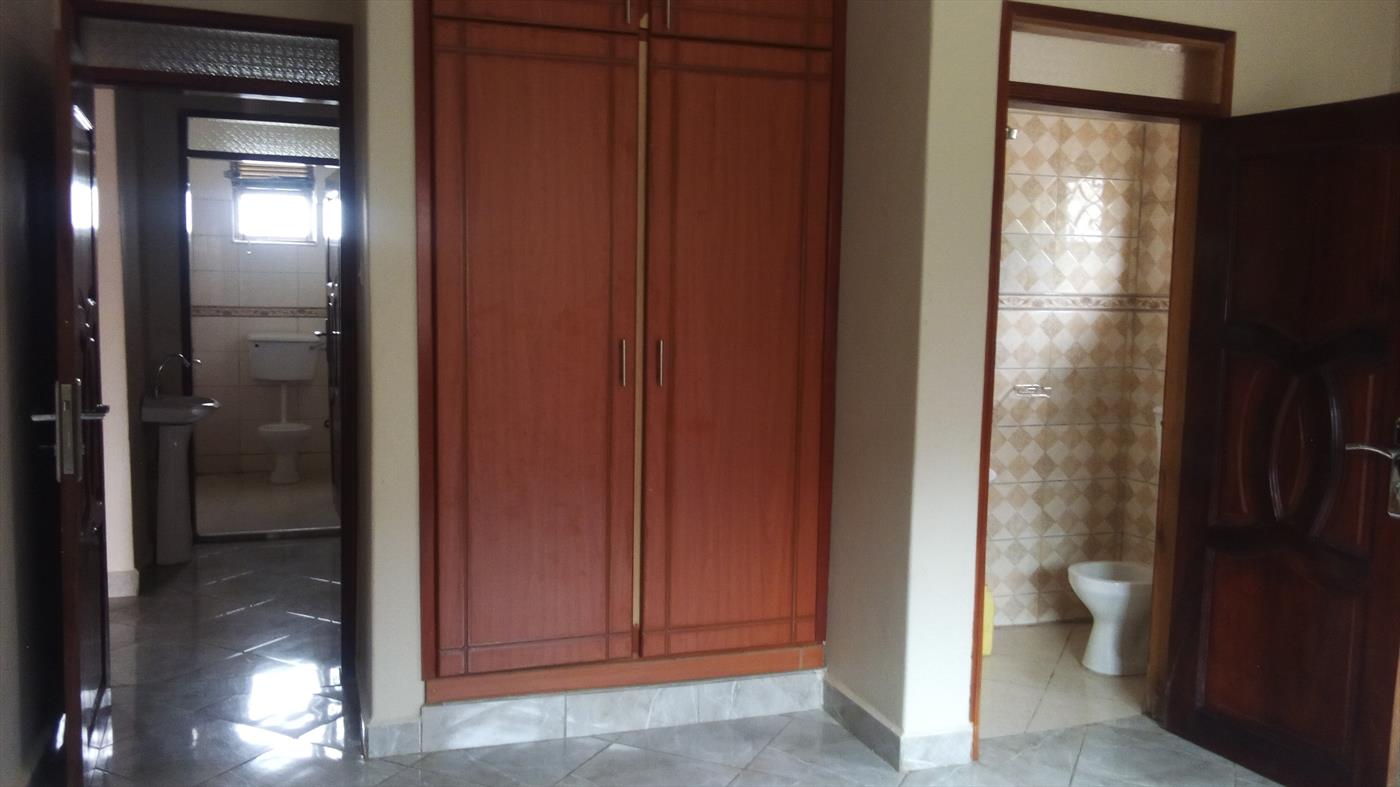 Semi Detached for rent in Namugongo Mukono