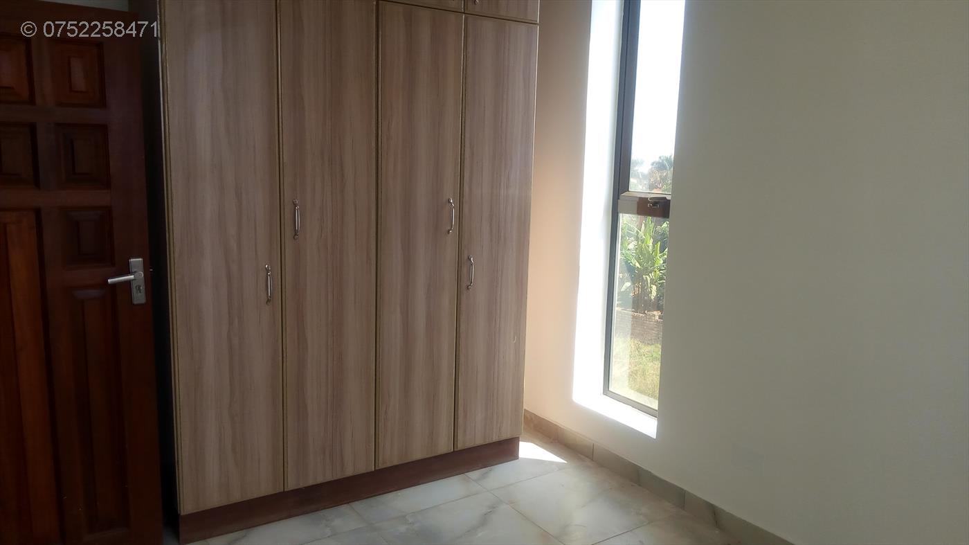 Apartment for rent in Kiwaatule Kampala