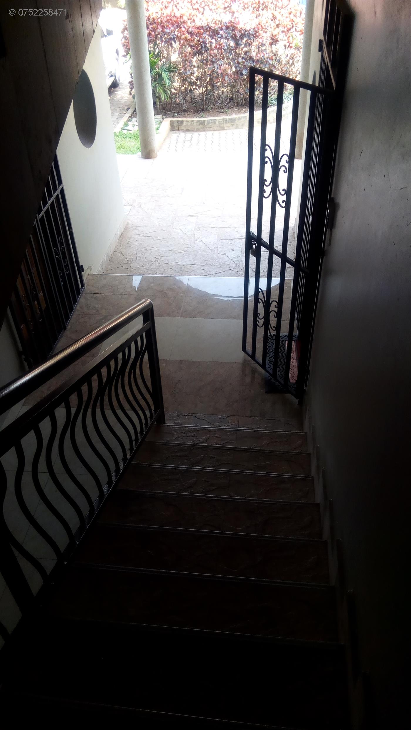 Apartment for rent in Kiwaatule Kampala