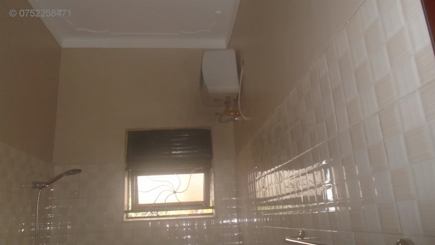 Apartment for rent in Kyaliwajjala Wakiso