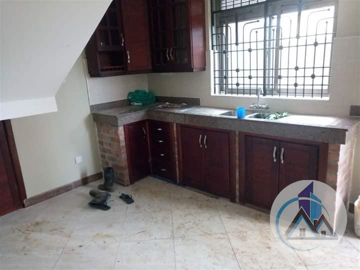 Semi Detached for rent in Kisaasi Kampala