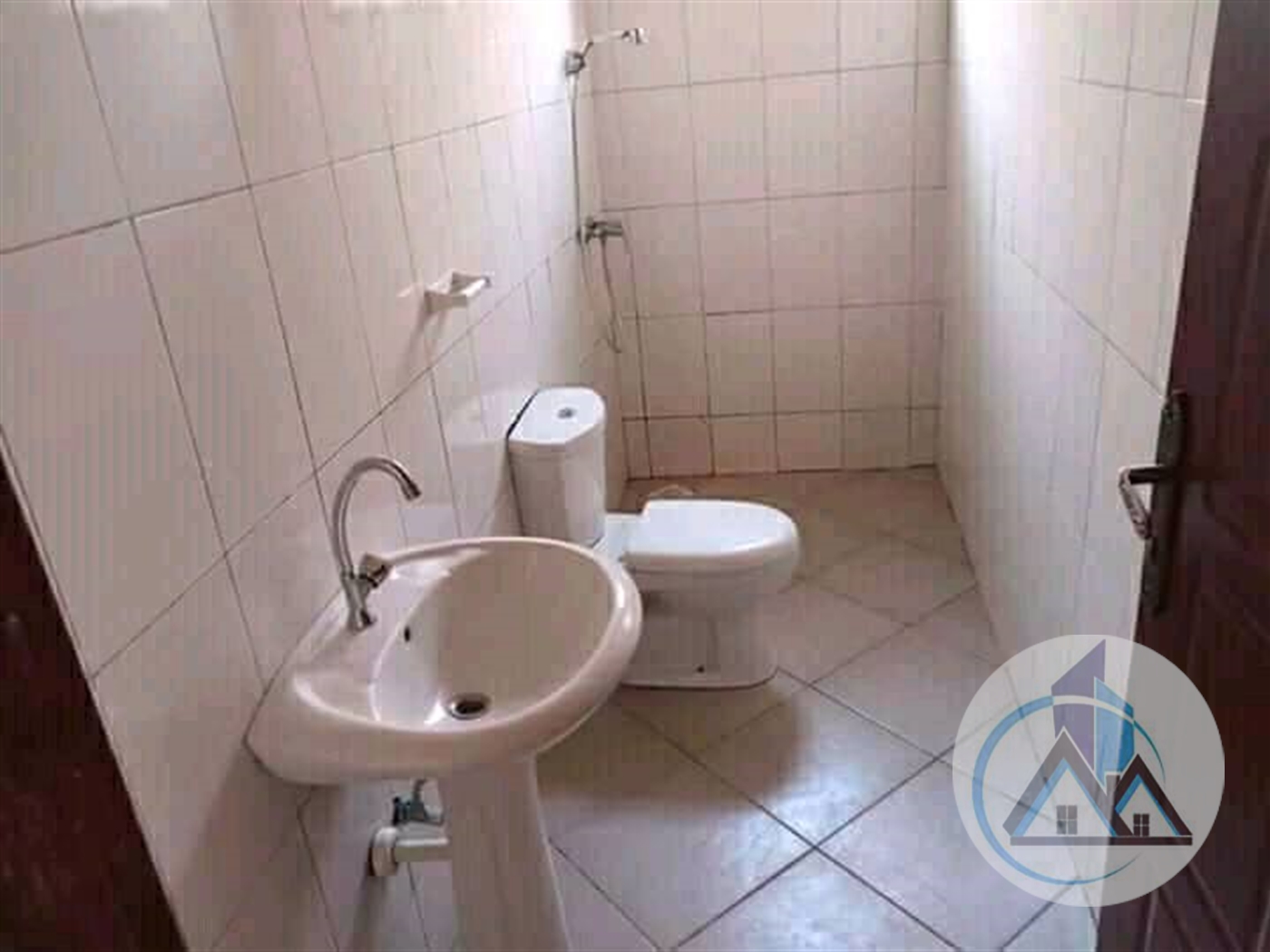 Semi Detached for rent in Kyaliwajjala Wakiso