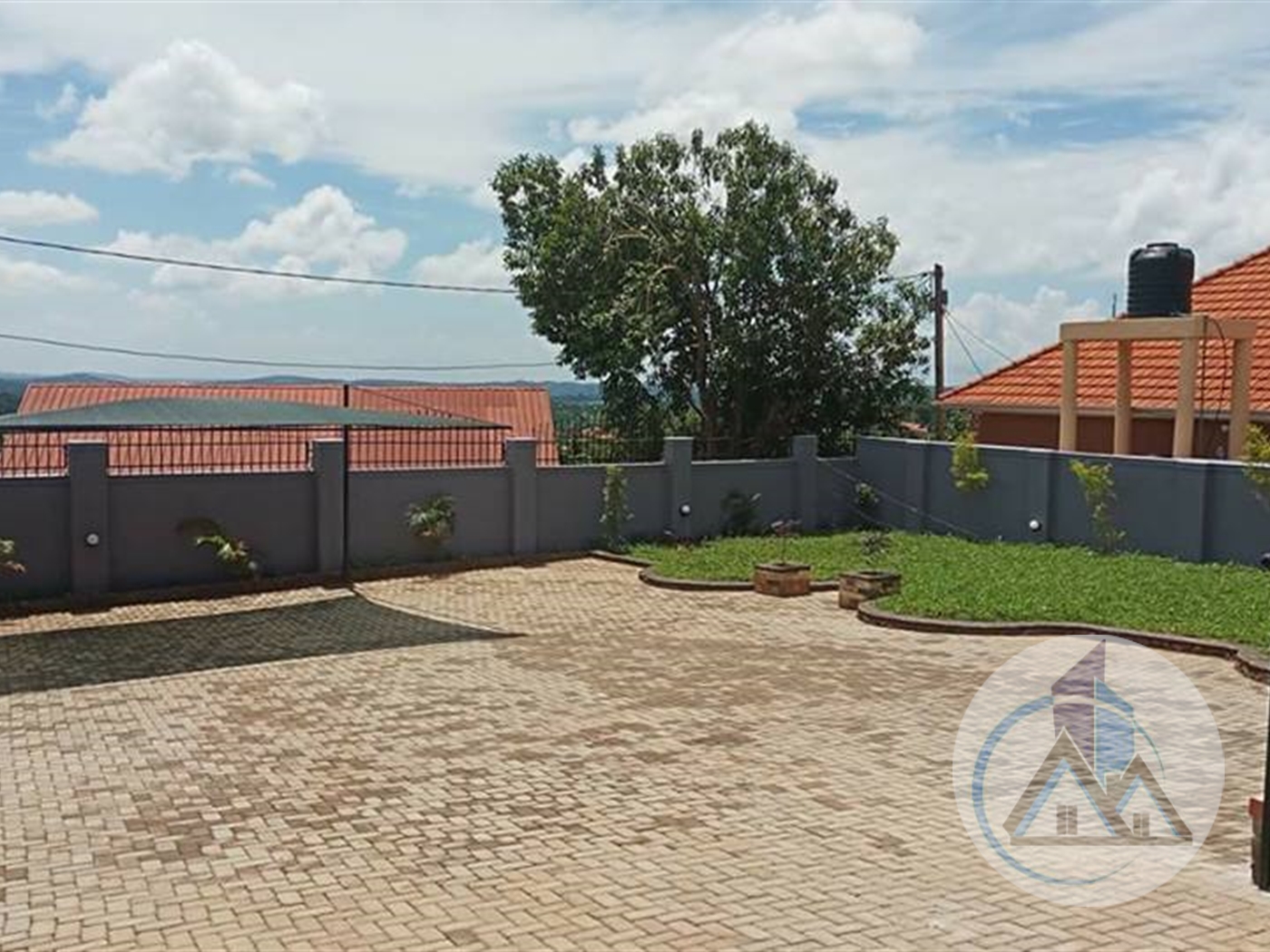 Bungalow for sale in Kira Wakiso