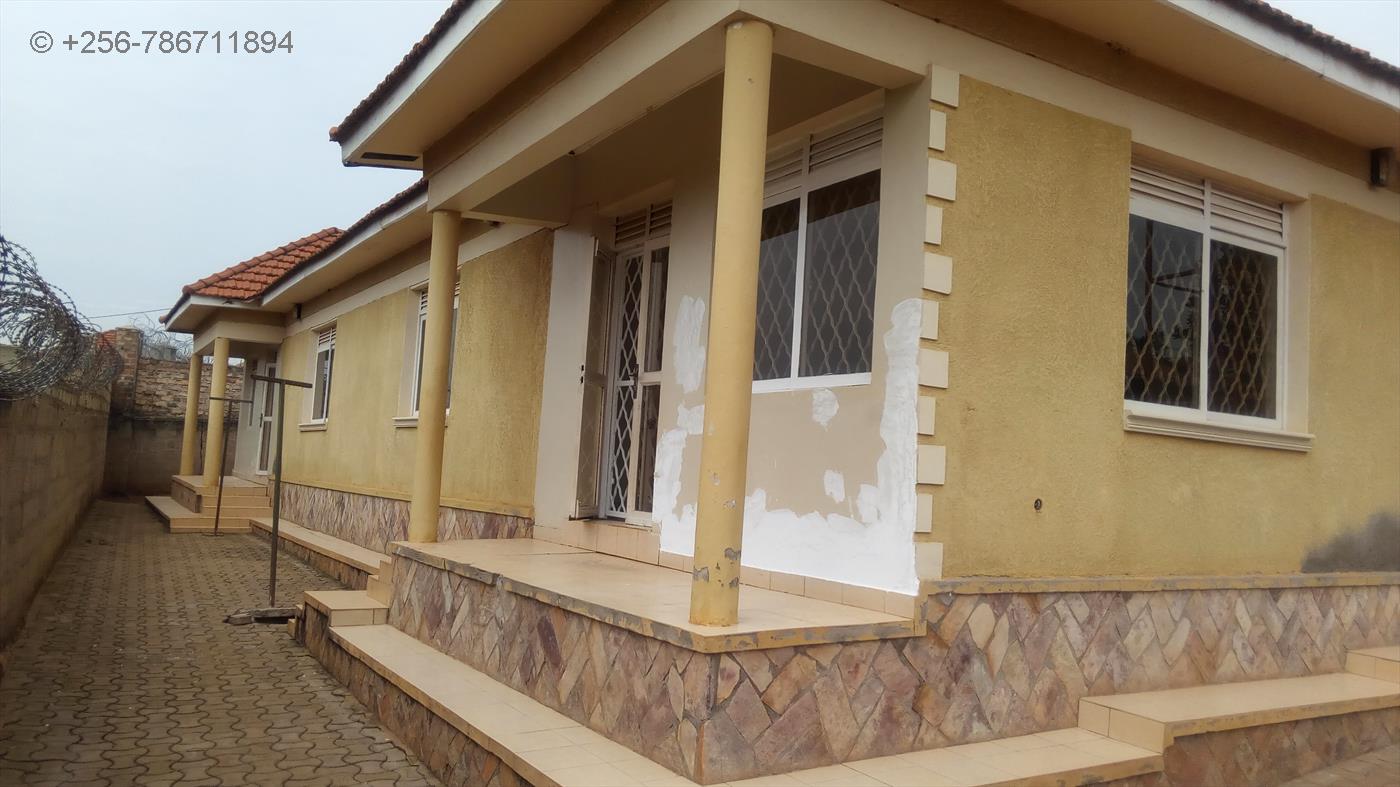 Semi Detached for rent in Najjera Wakiso