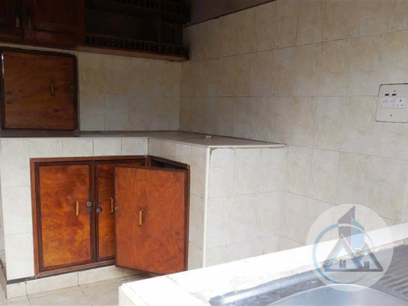 Semi Detached for rent in Naalya Kampala