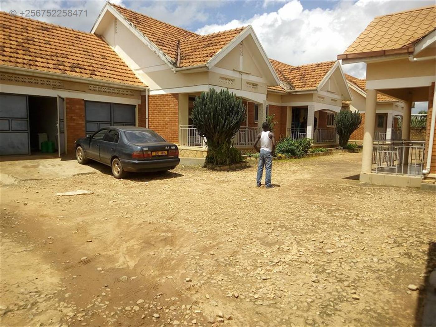 Semi Detached for rent in Bweyogerere Wakiso