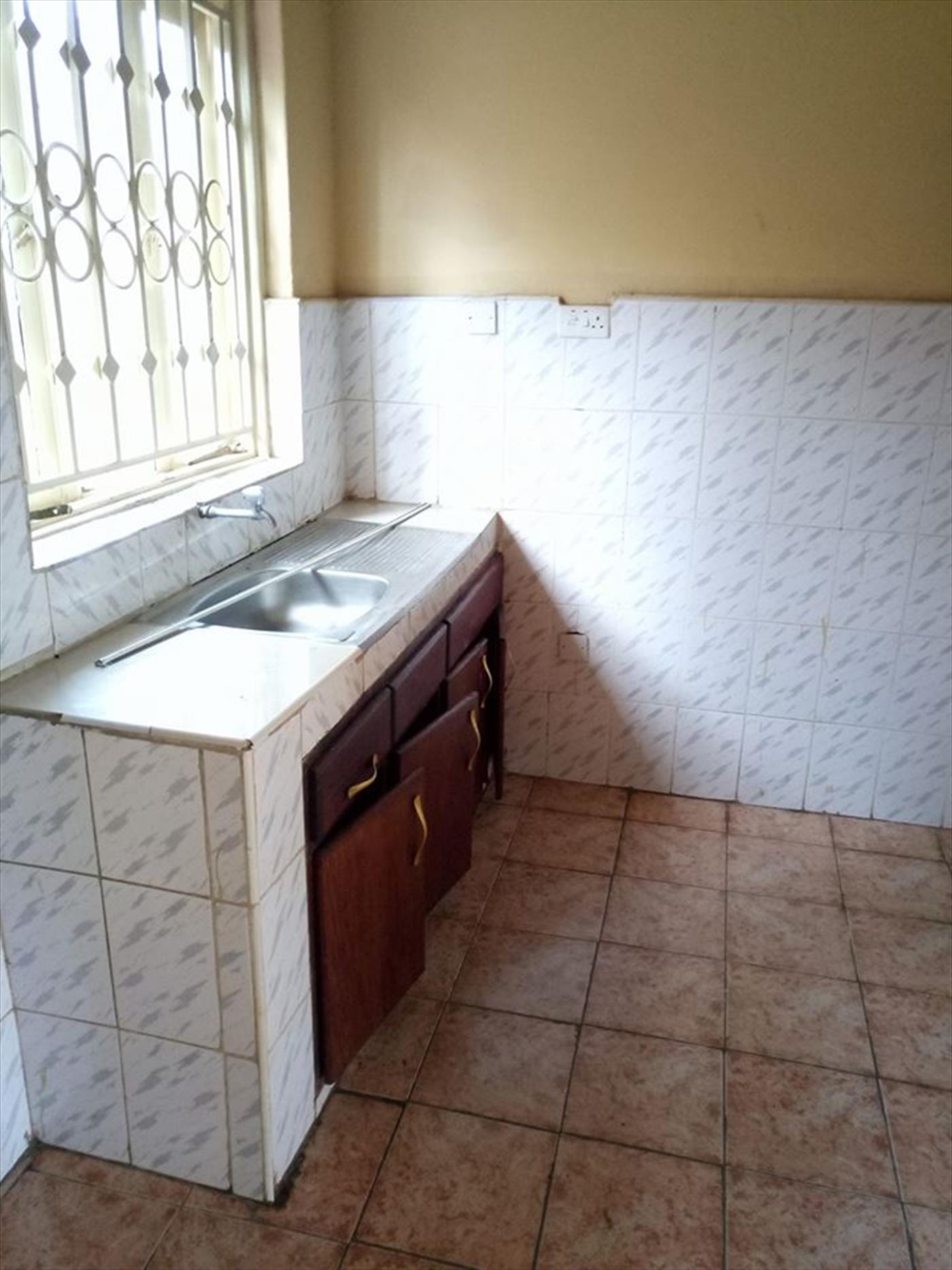 Semi Detached for rent in Kisaasi Kampala