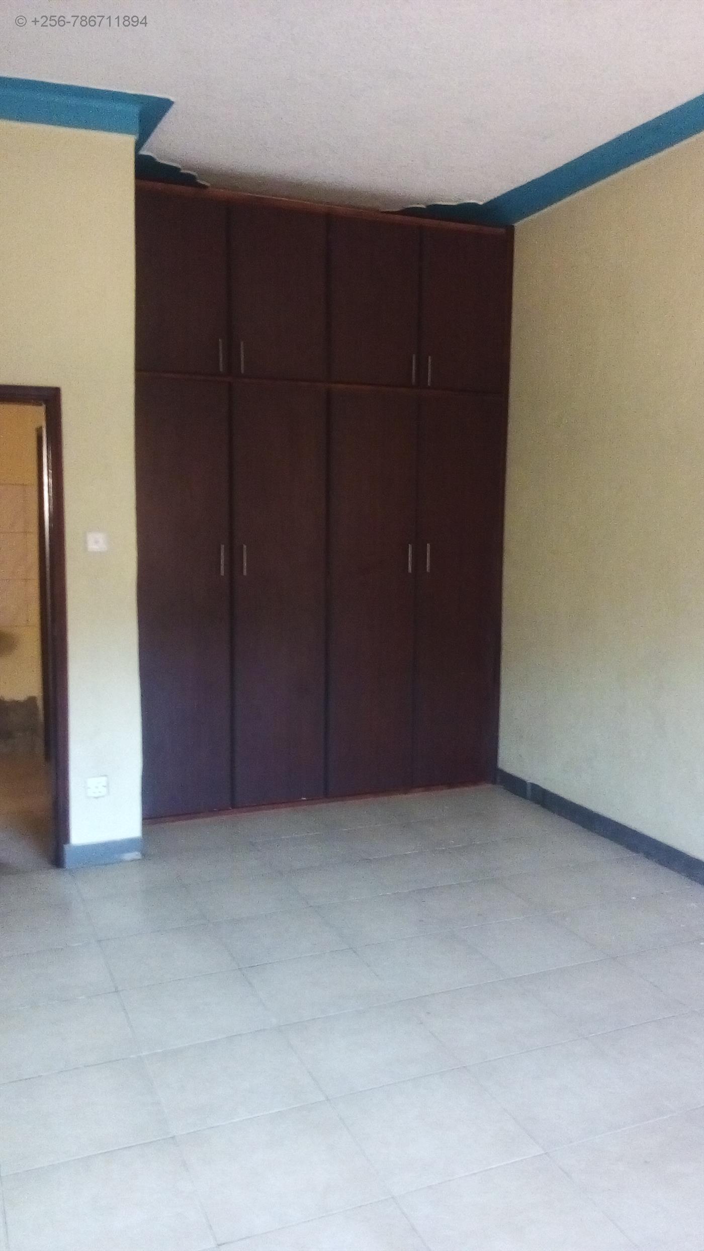 Semi Detached for rent in Kyaliwajjala Wakiso