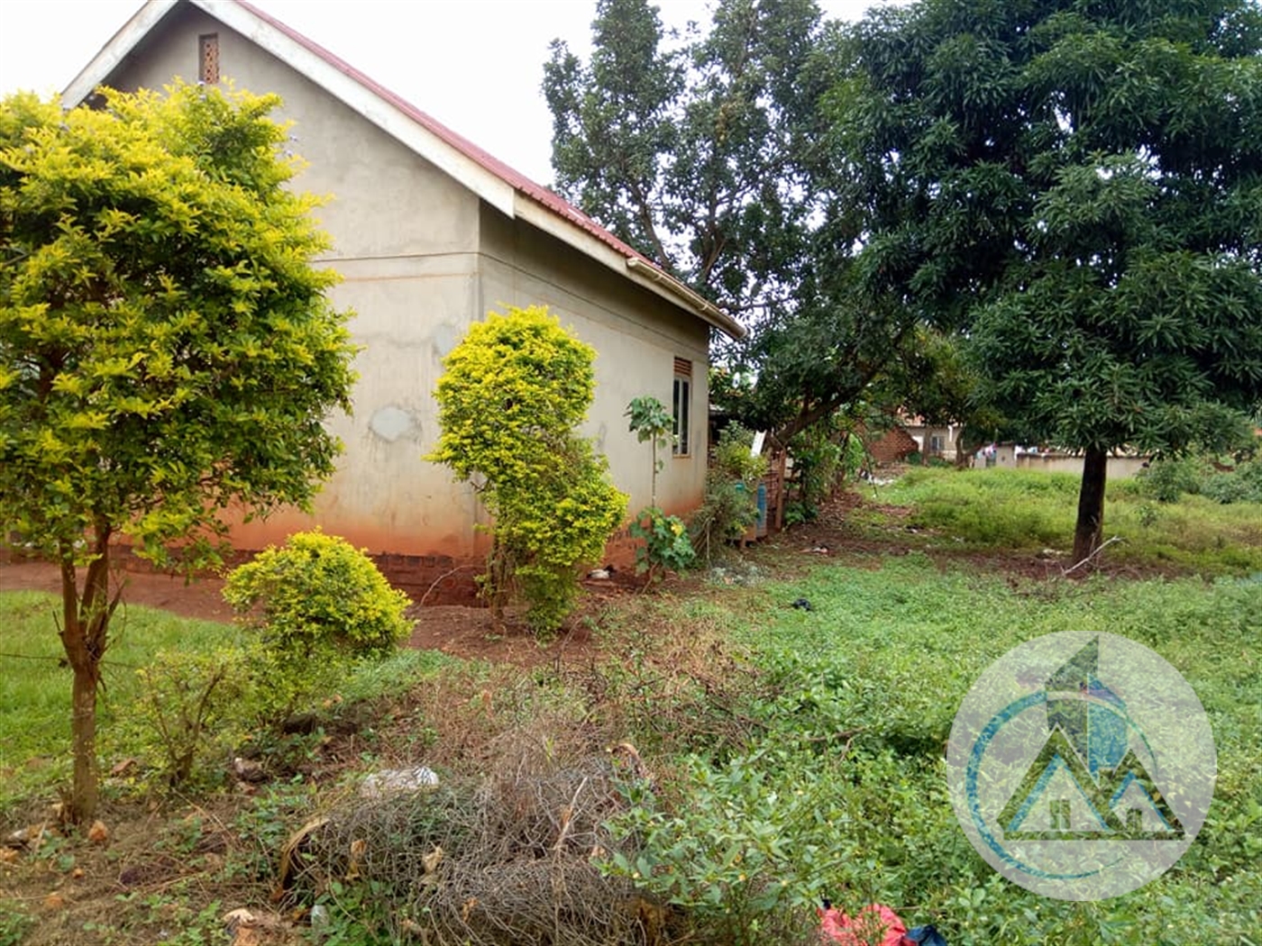 Multipurpose Land for rent in Kira Wakiso