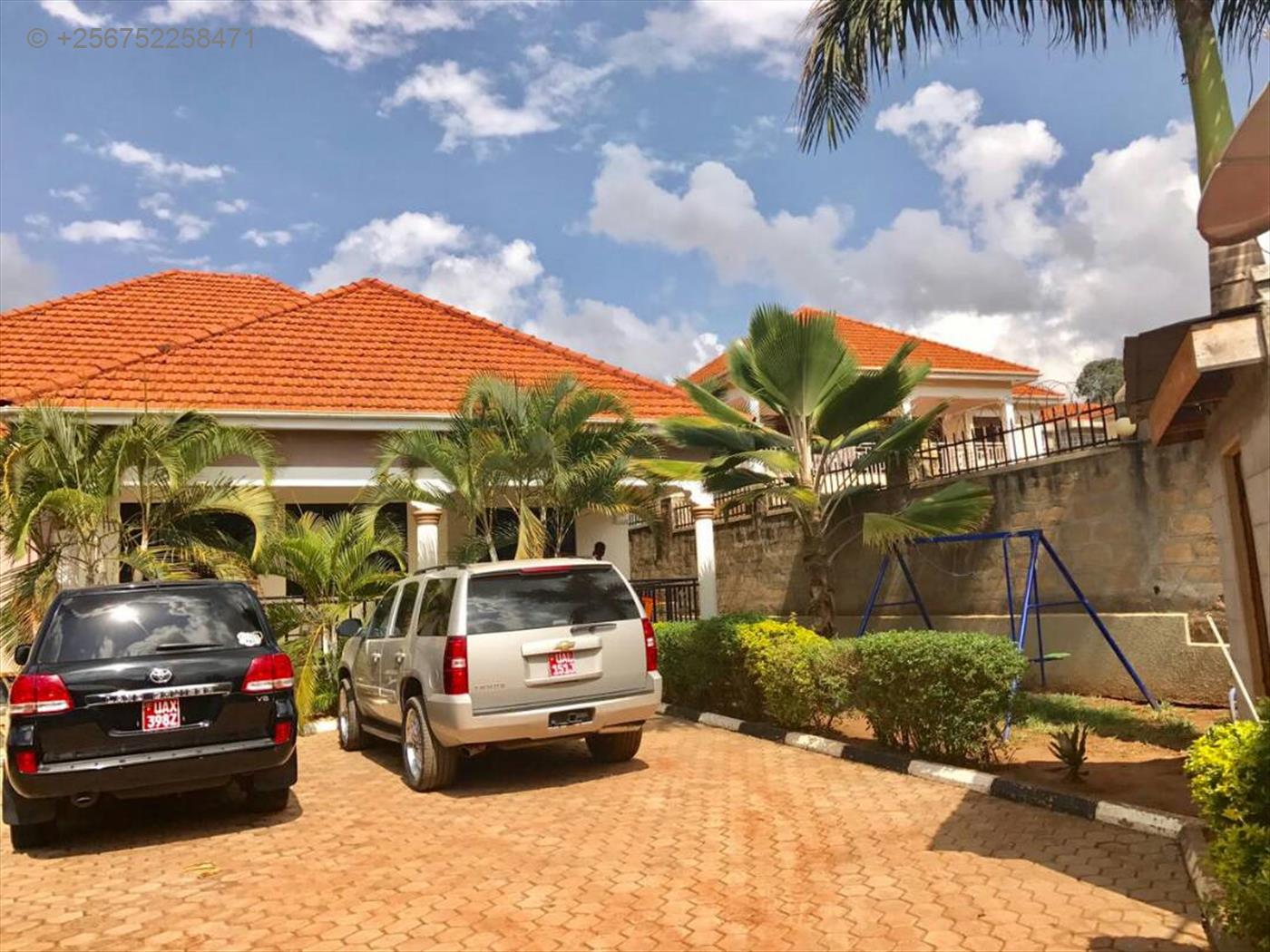 Bungalow for sale in Munyonyo Kampala