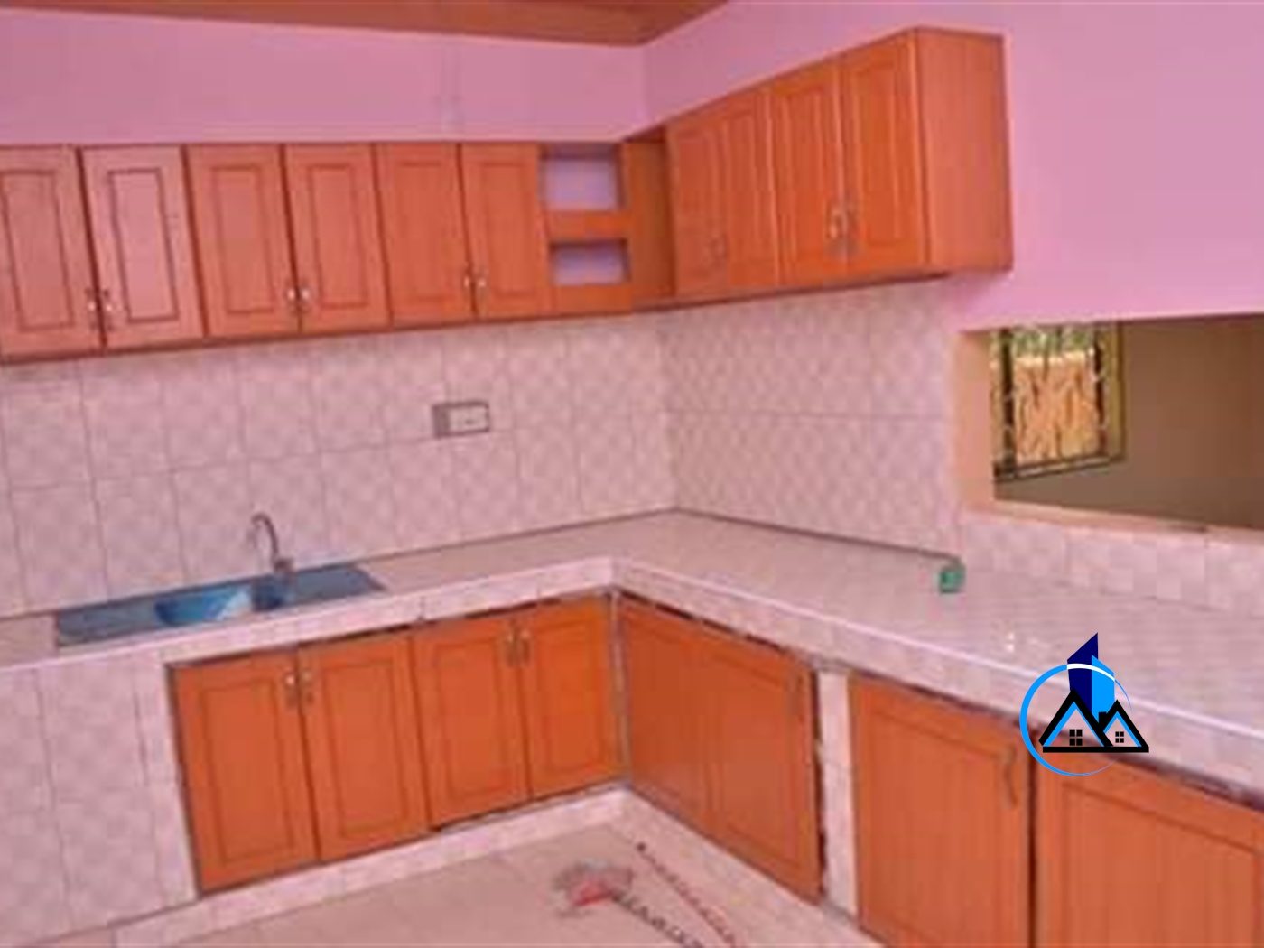 Bungalow for sale in Wakisotowncenter Wakiso