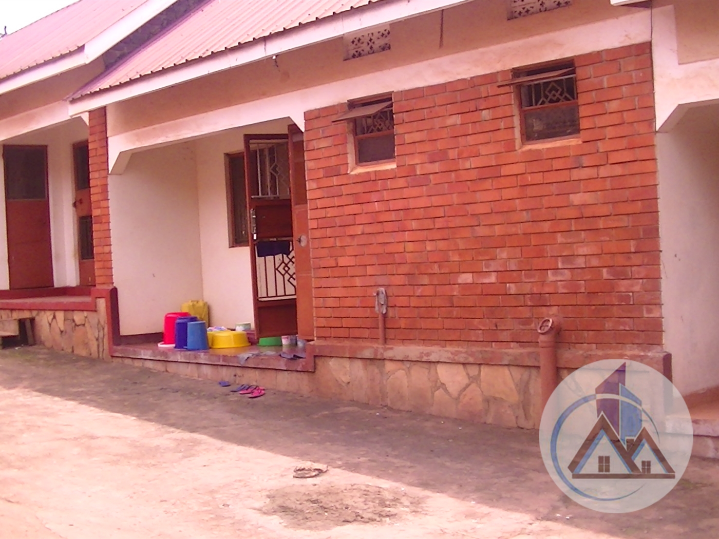 Semi Detached for rent in Bweyogerere Wakiso