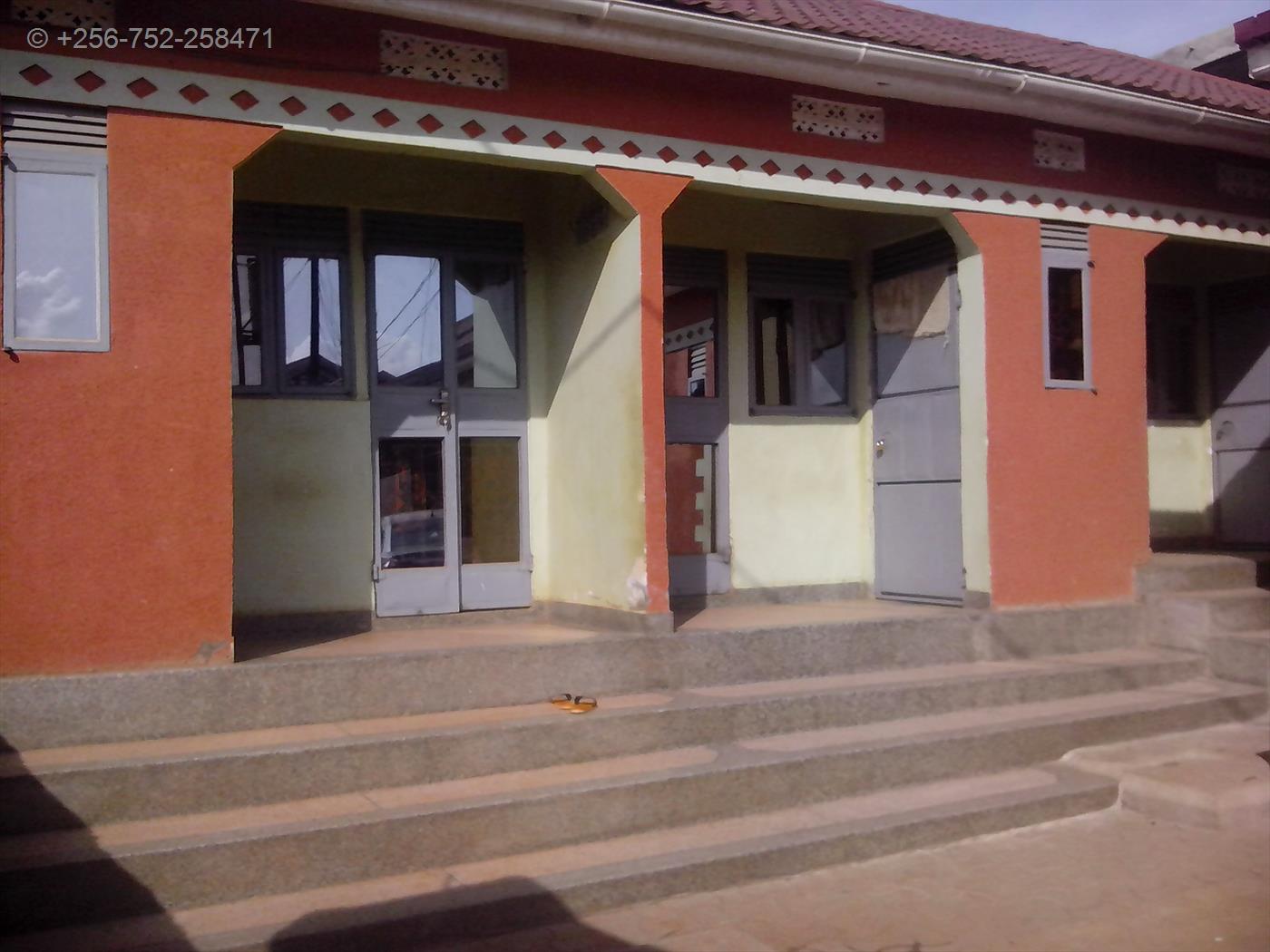 Semi Detached for rent in Bweyogerere Wakiso