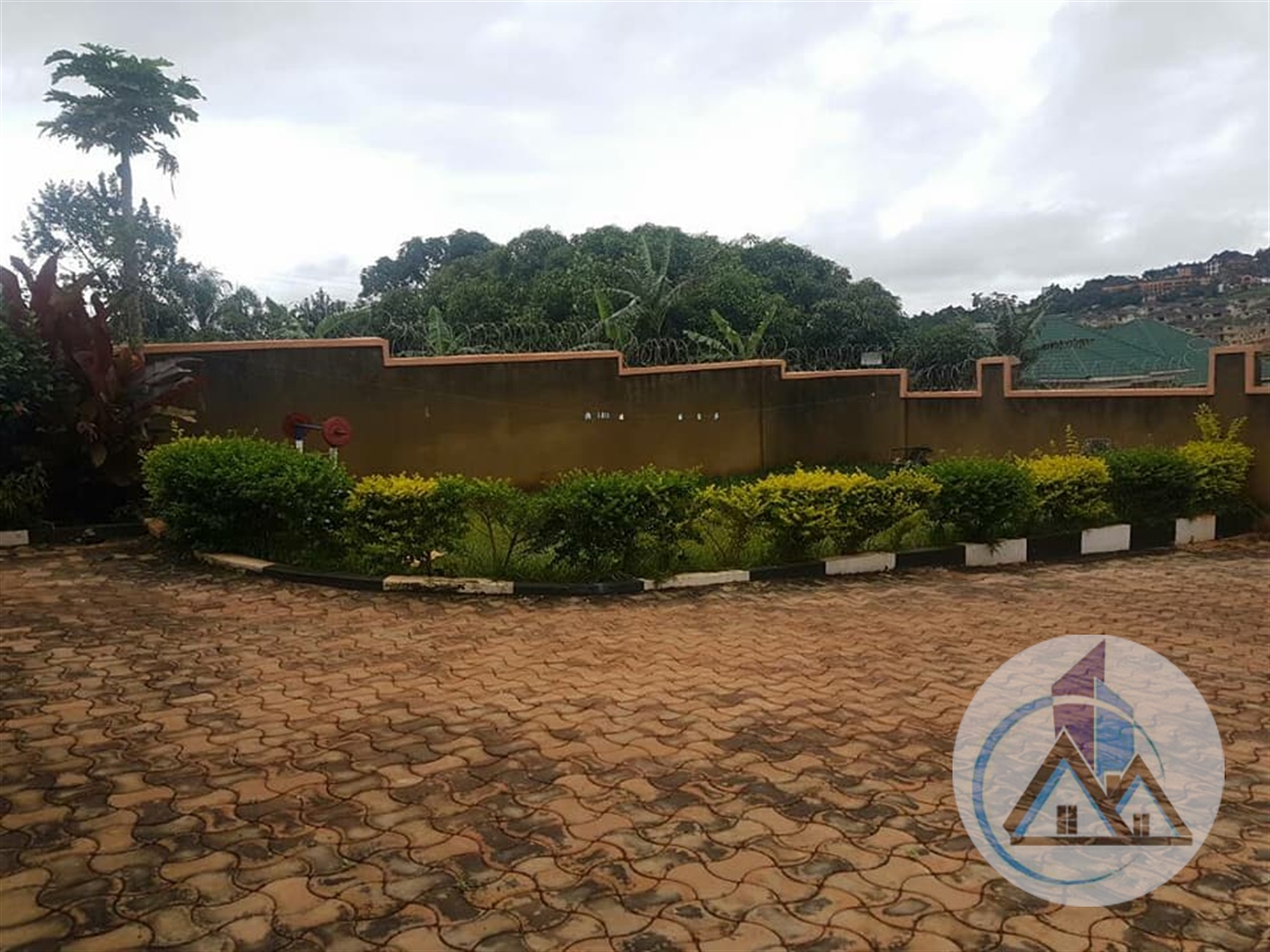 Bungalow for sale in Bwebajja Wakiso