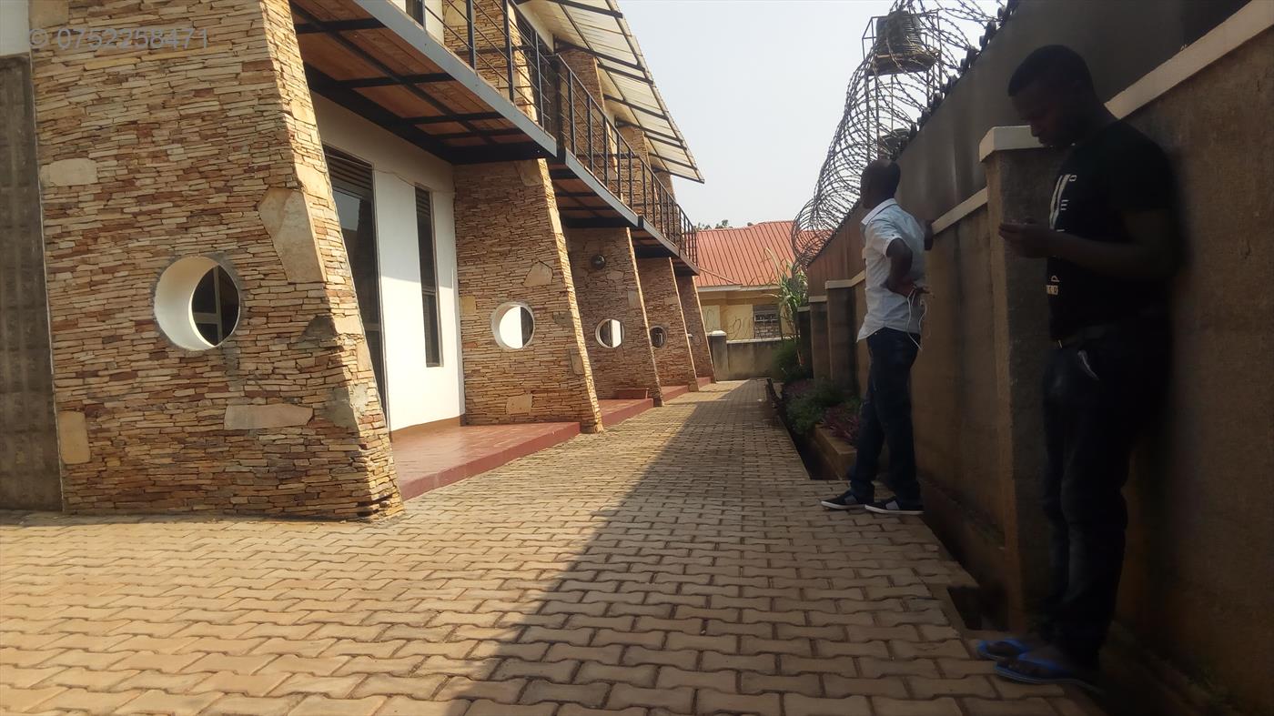 Duplex for rent in Naalya Kampala