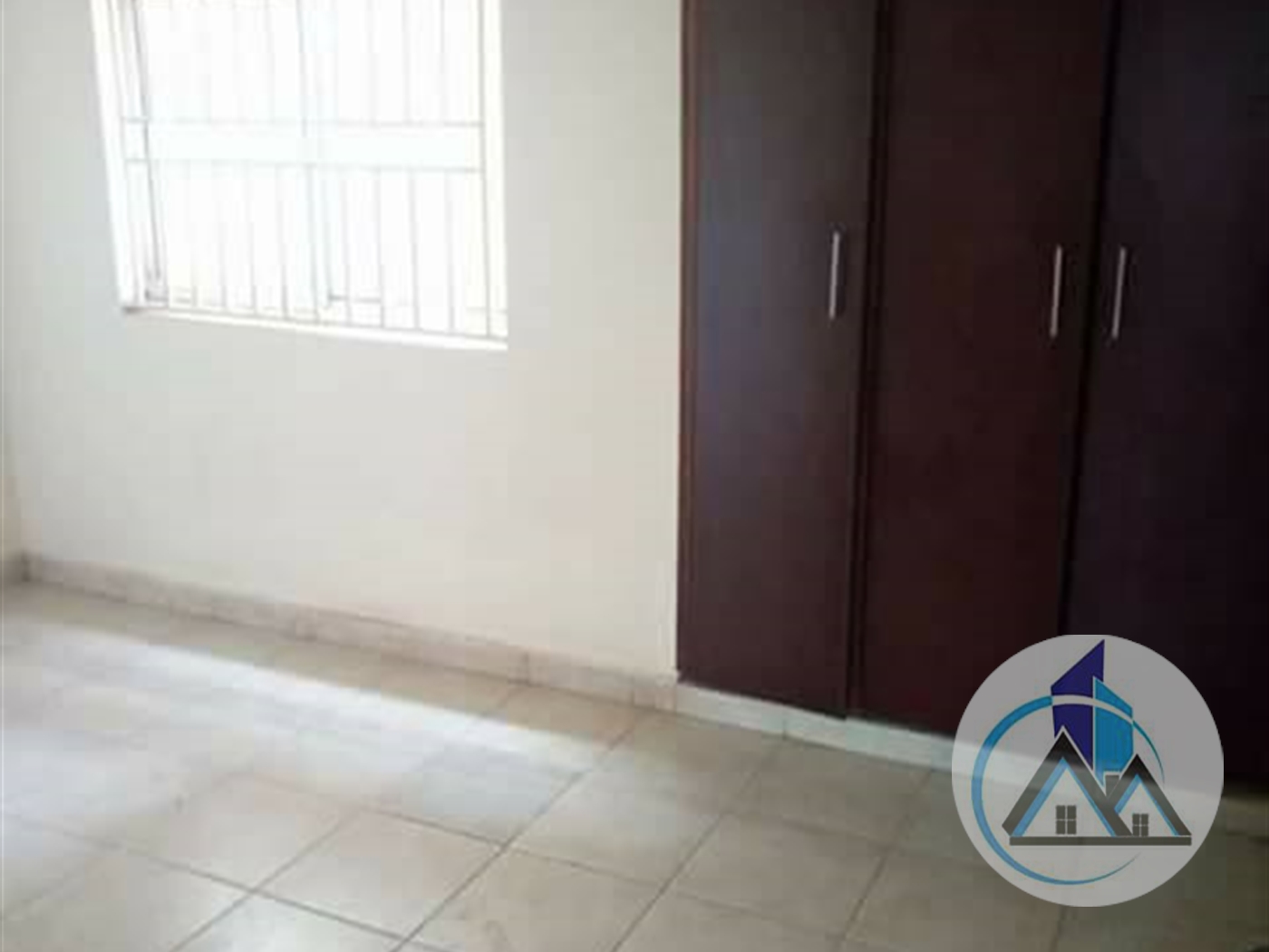 Semi Detached for rent in Kulambilo Kampala