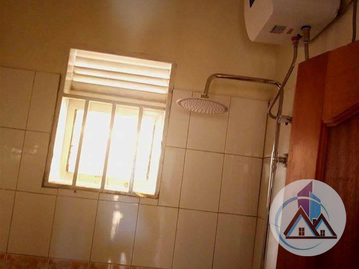 Semi Detached for rent in Bweyogerere Wakiso