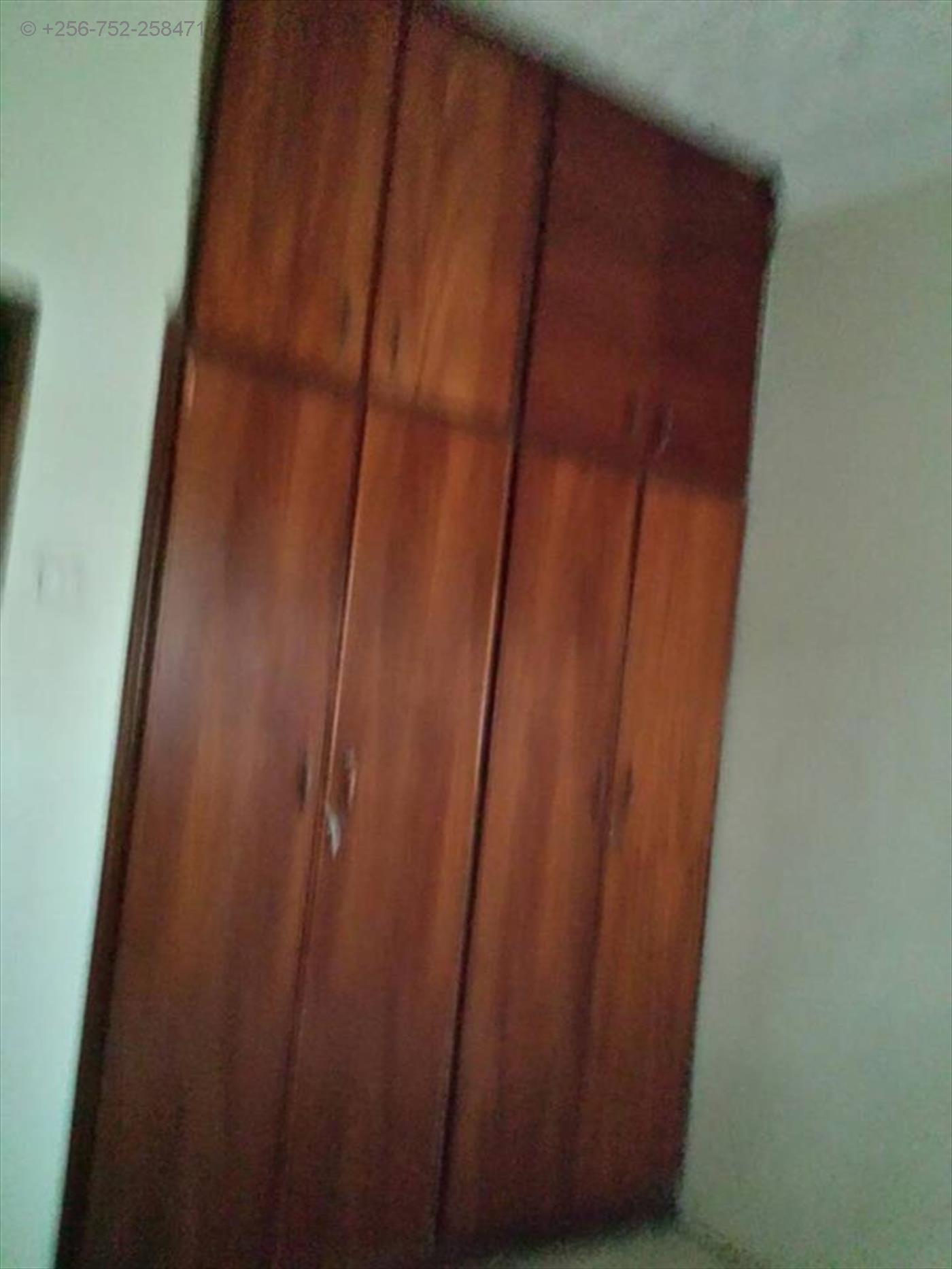 Semi Detached for rent in Bweyogerere Wakiso