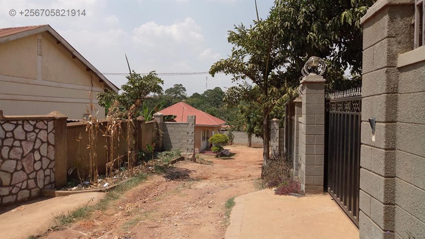 Semi Detached for sale in Bweyogerere Wakiso