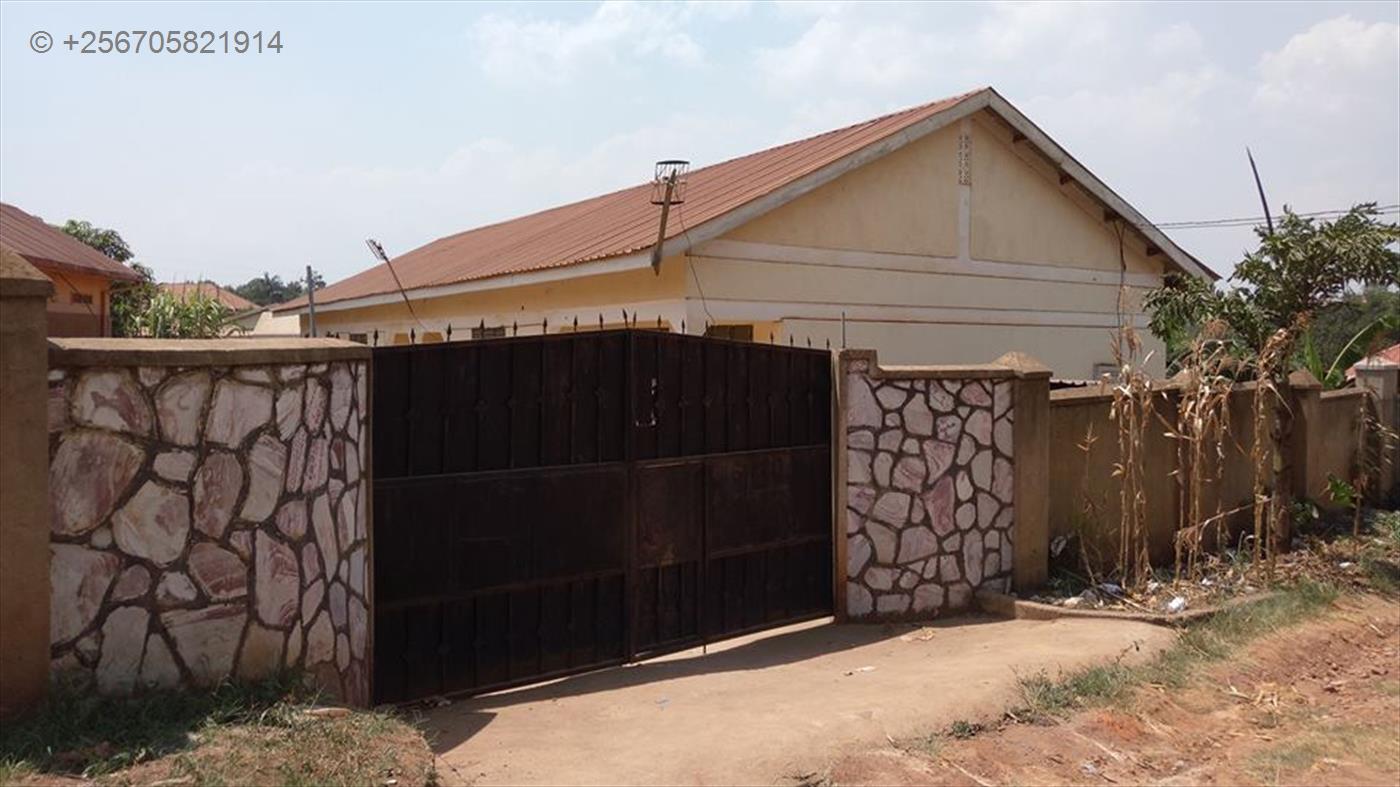 Semi Detached for sale in Bweyogerere Wakiso