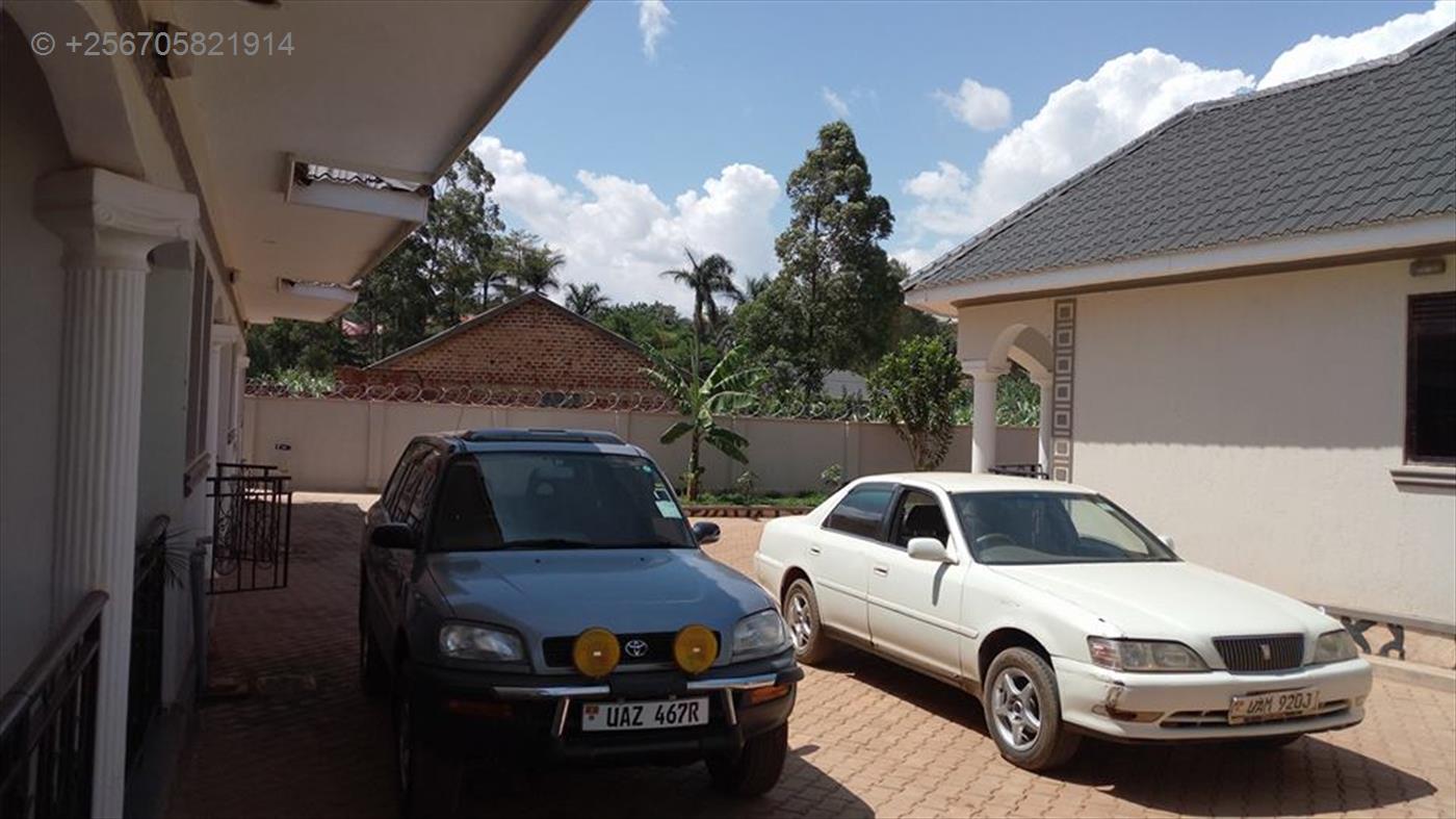 Semi Detached for sale in Kiwaatule Kampala