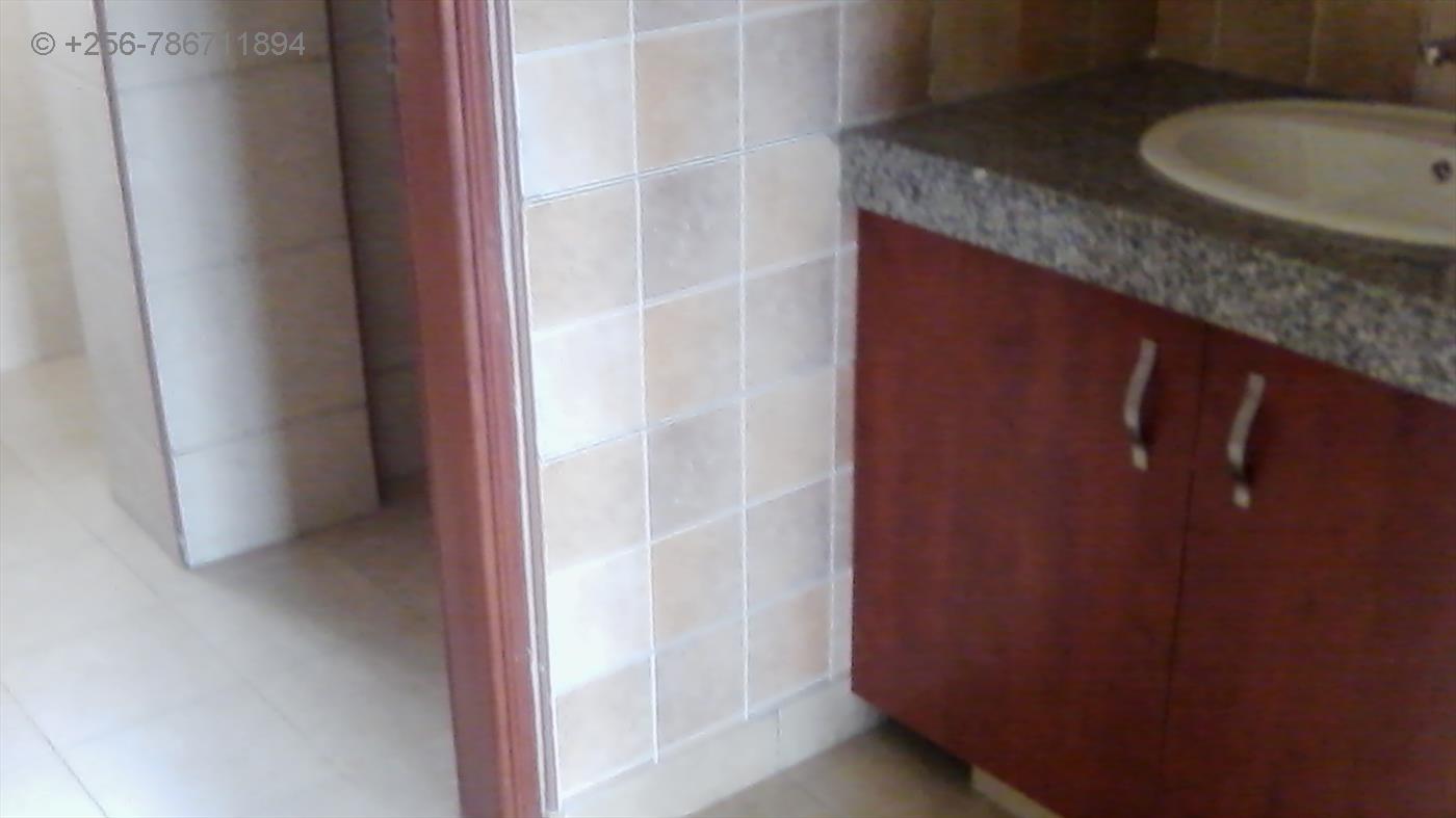 Apartment for rent in Kyaliwajjala Wakiso