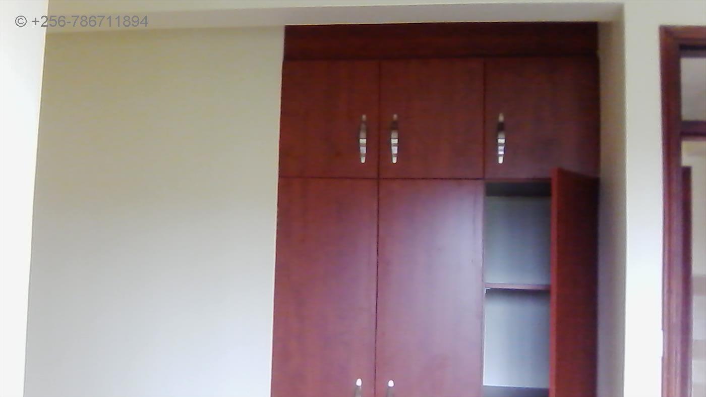 Apartment for rent in Kyaliwajjala Wakiso