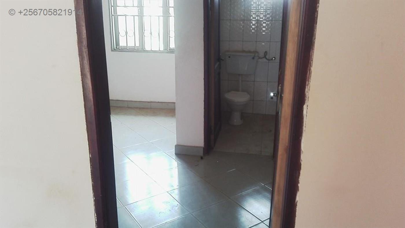 Semi Detached for rent in Kyaliwajjala Wakiso