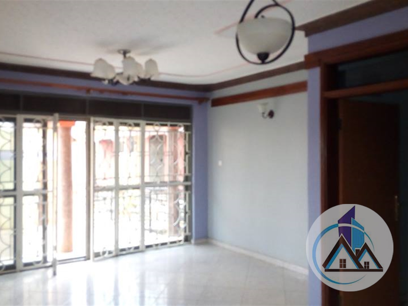 Bungalow for rent in Kiwaatule Kampala