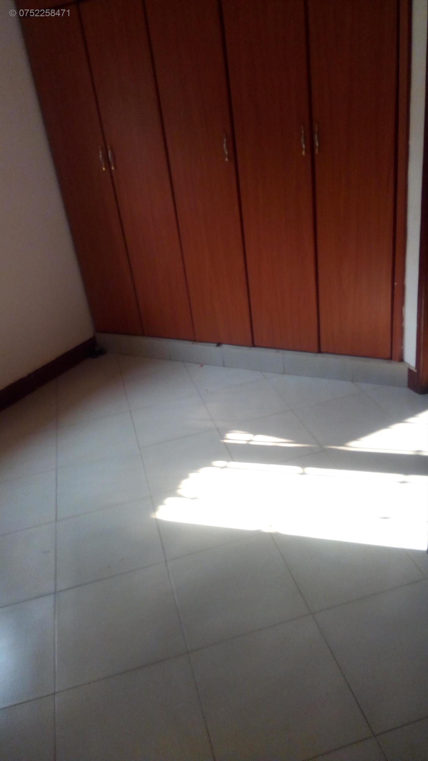 Bungalow for rent in Naalya Kampala