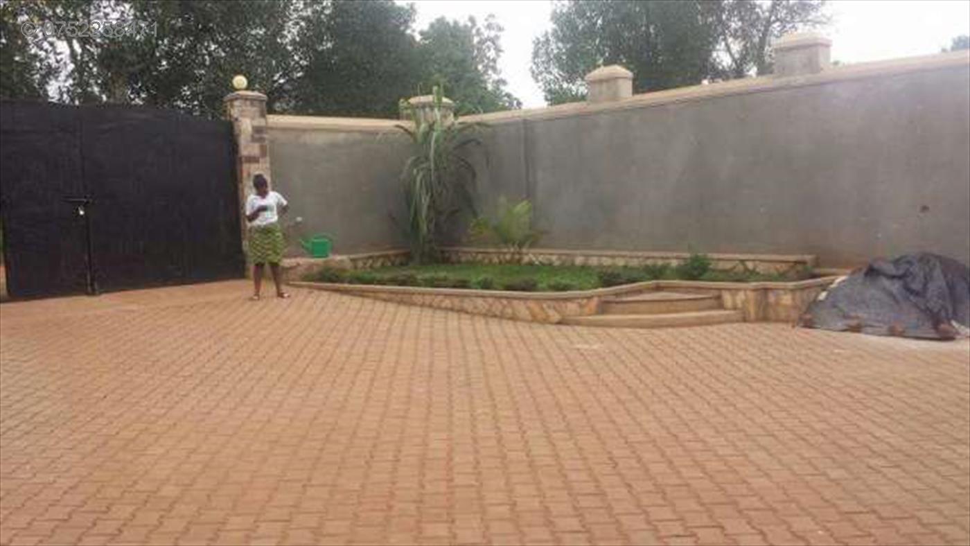 Bungalow for sale in Namugongo Wakiso