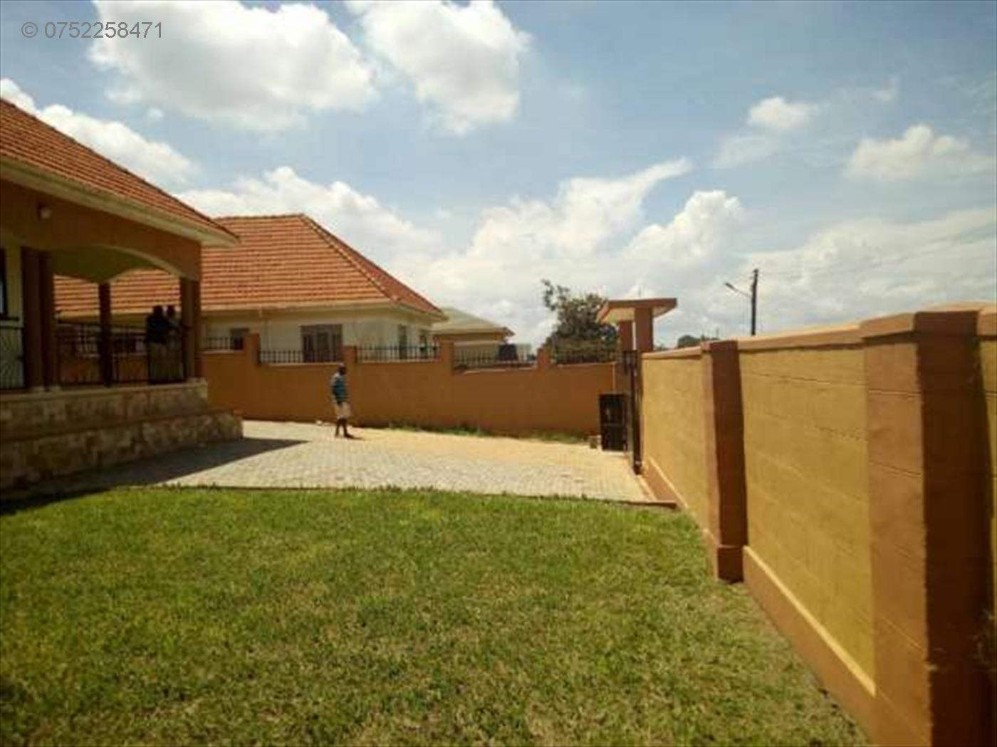 Bungalow for sale in Kyanja Wakiso