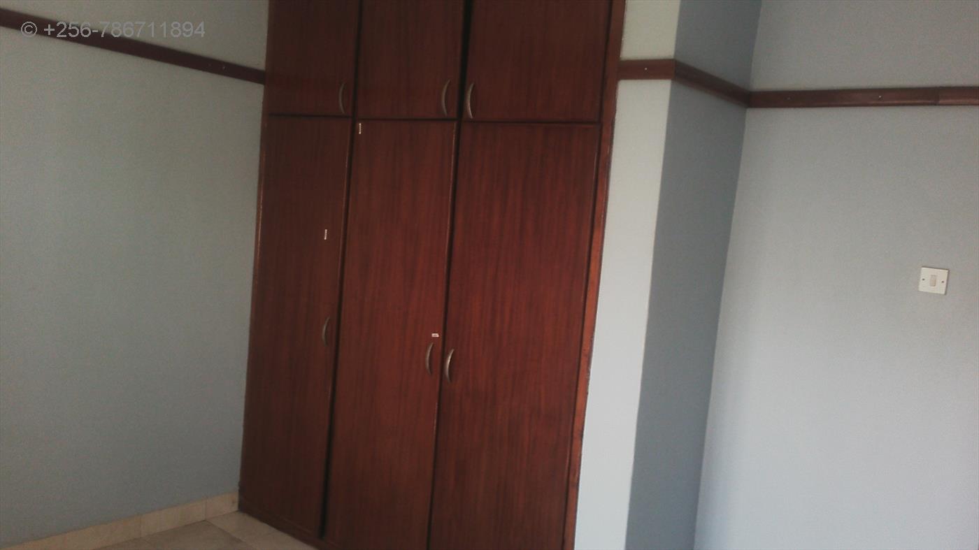 Semi Detached for rent in Naalya Kampala