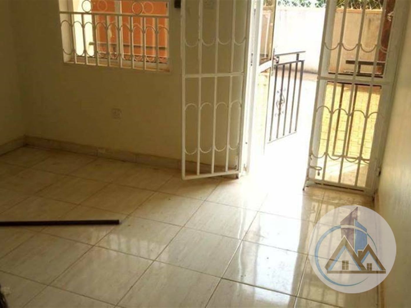 Semi Detached for rent in Bweyogerere Wakiso