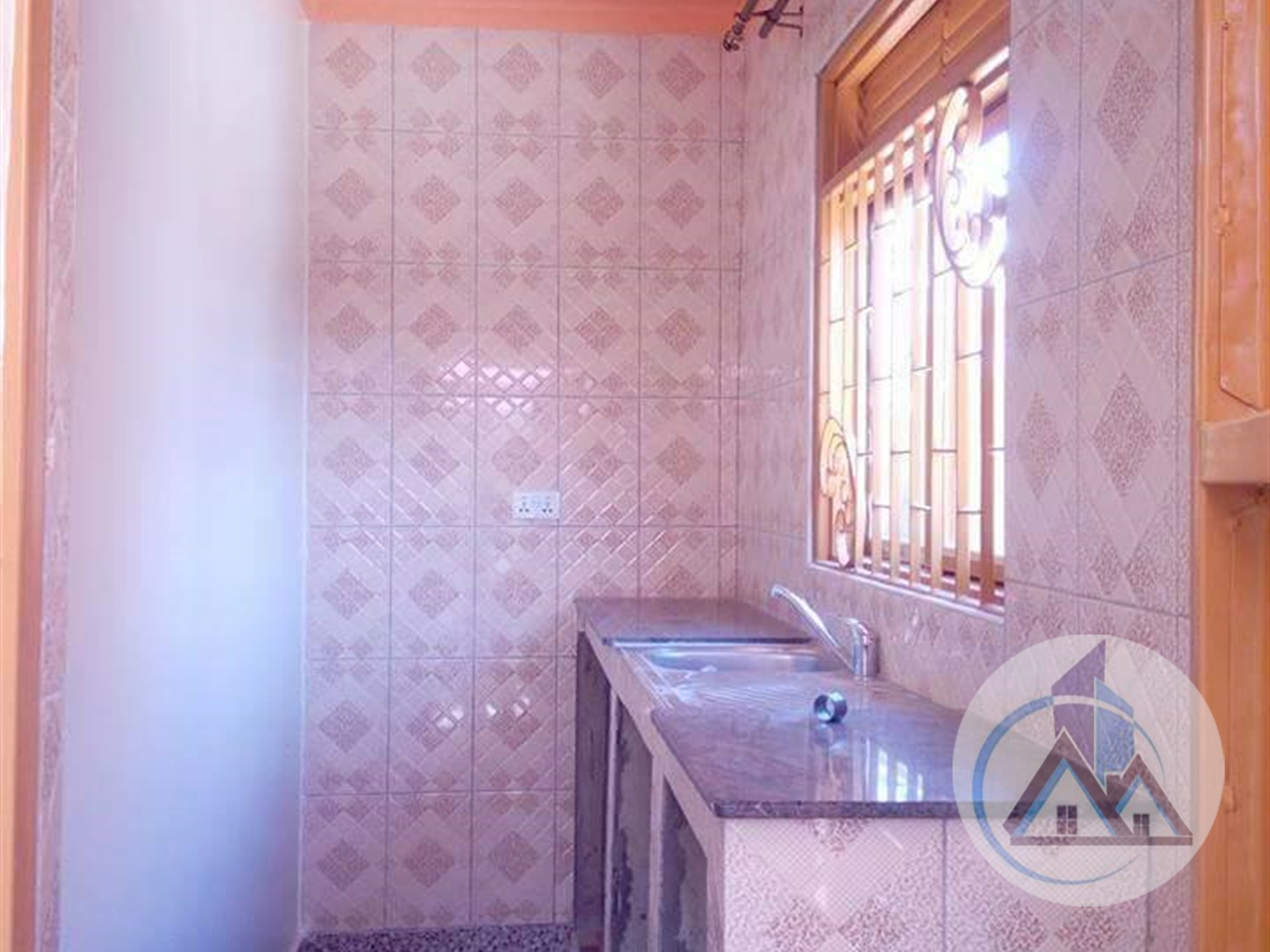 Semi Detached for rent in Bweyogerere Wakiso