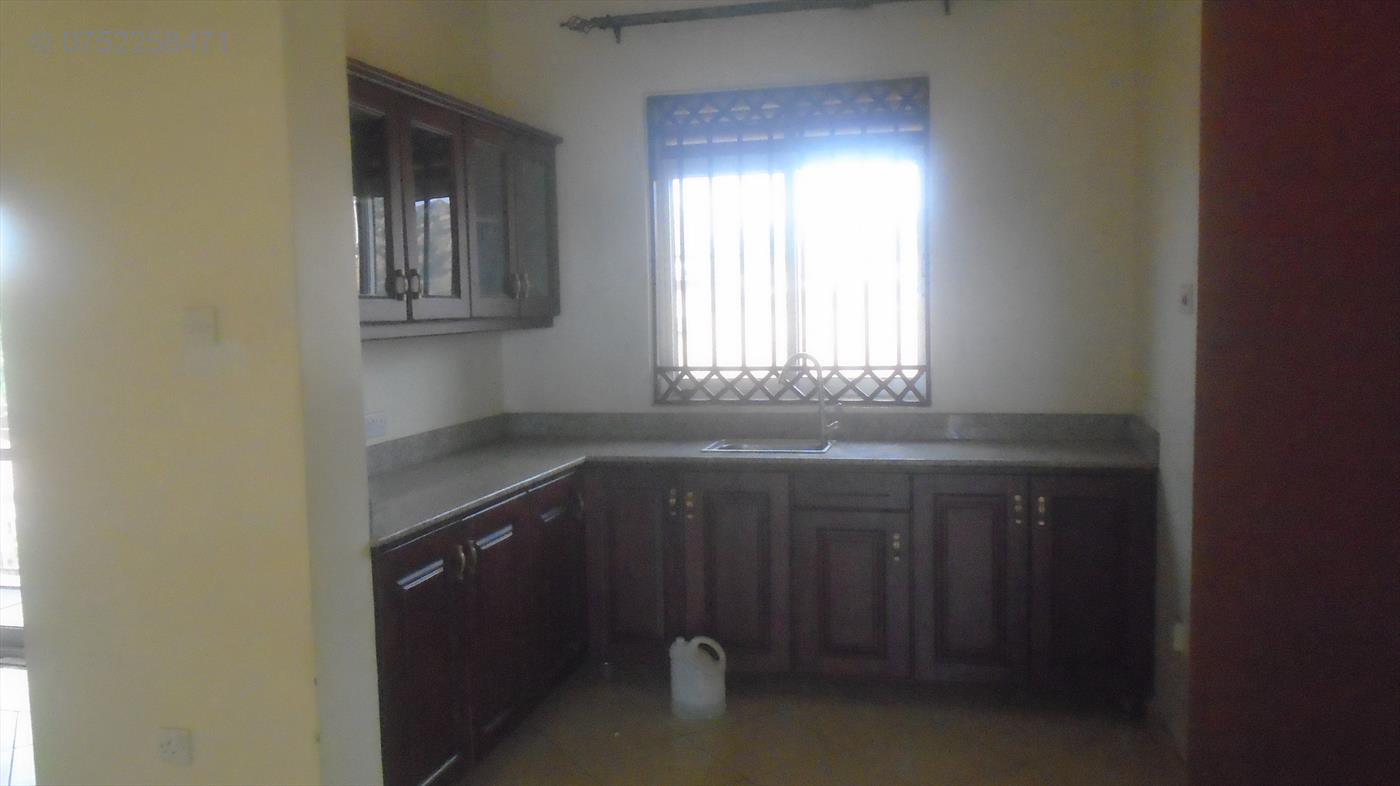 Apartment for rent in Kyaliwajjala Wakiso