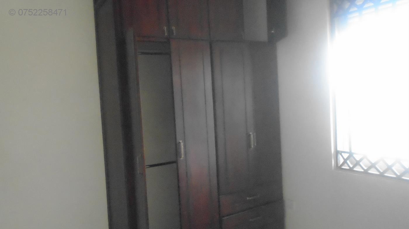 Apartment for rent in Kyaliwajjala Wakiso