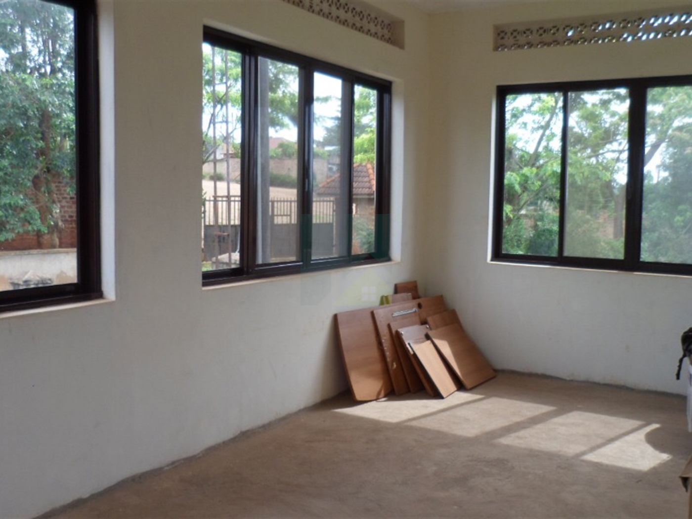 Villa for sale in Munyonyo Kampala