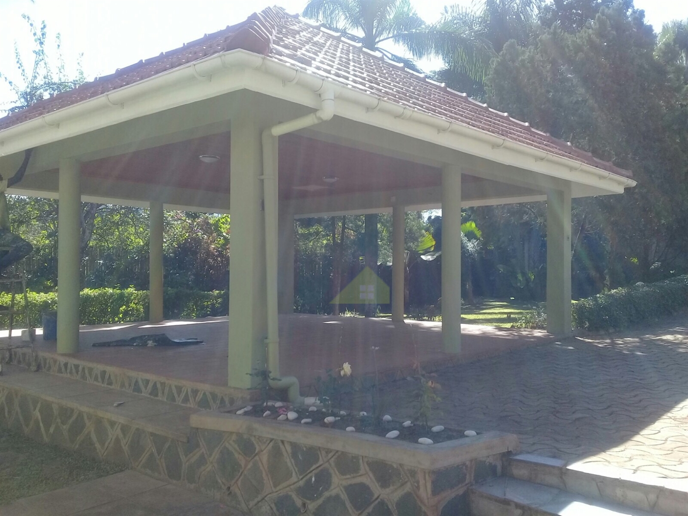 Bungalow for rent in Kololo Kampala