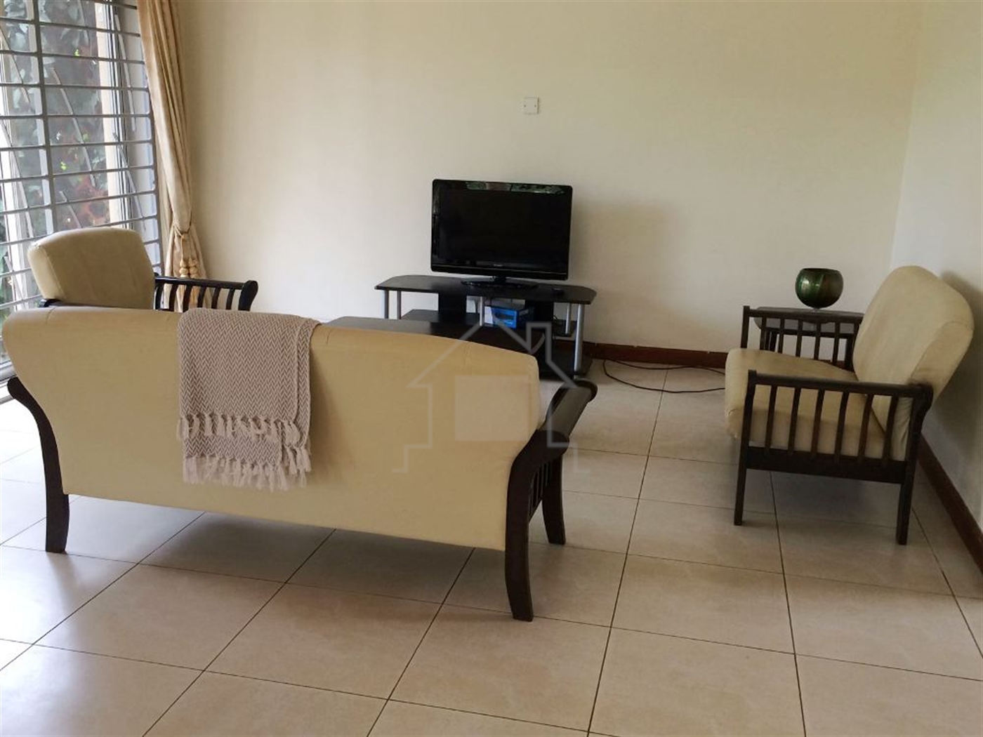 Town House for rent in Naguru Kampala