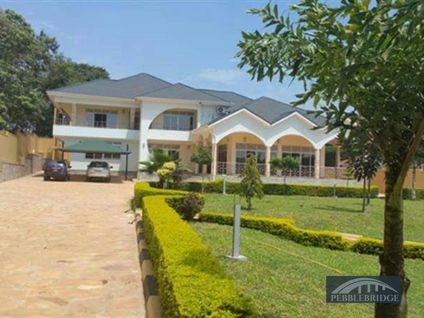 Villa for sale in Munyonyo Kampala